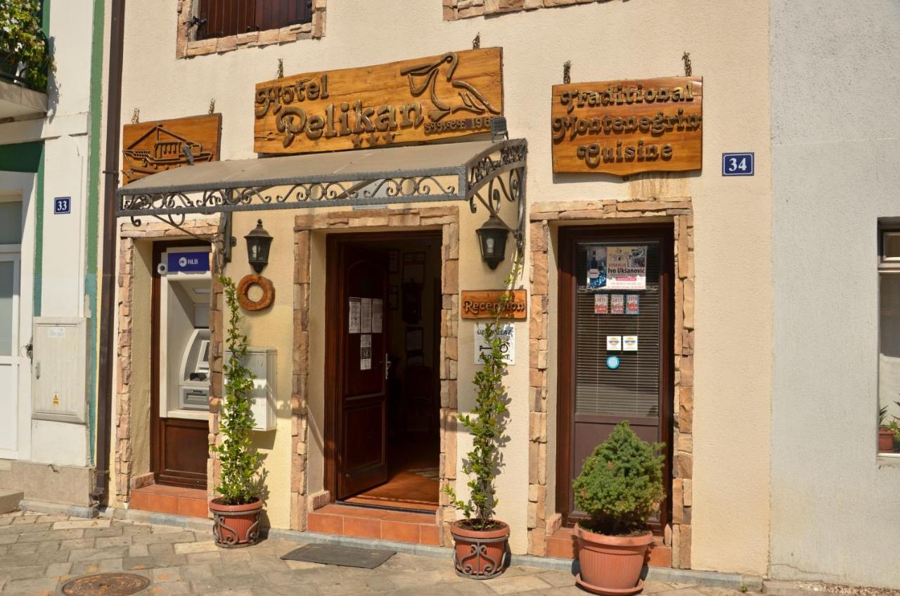 Hotel Pelikan Вирпазар Екстериор снимка