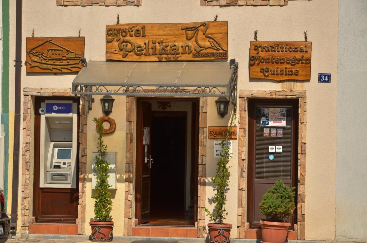 Hotel Pelikan Вирпазар Екстериор снимка
